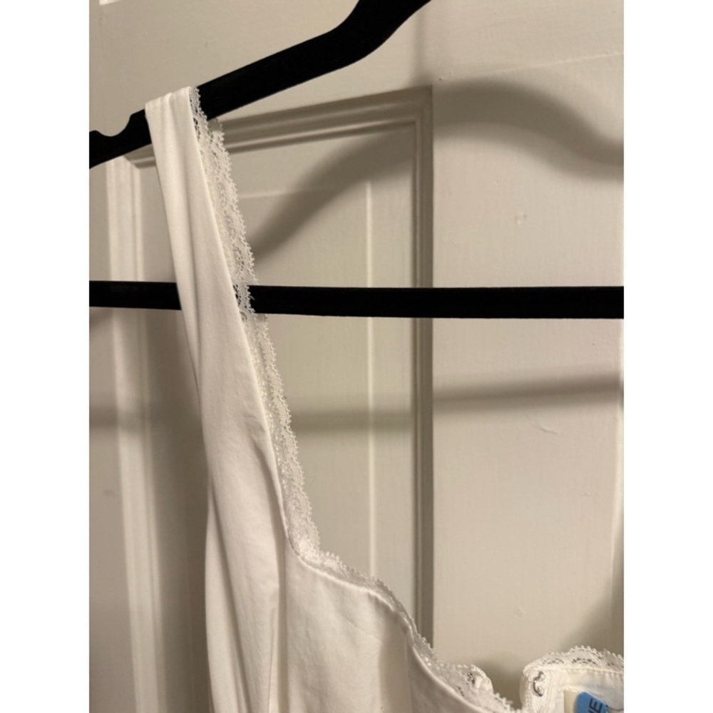House of CB ‘Perle’ White Lace Trim Midi Dress - Picture 6 of 14